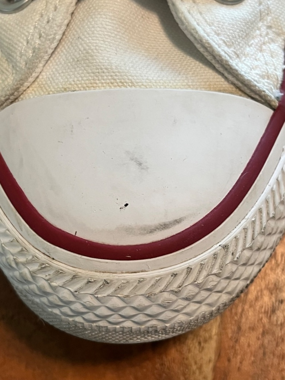 Converse-Women's White Low- Top Sneaker- Size 8 - Picture 7 of 10